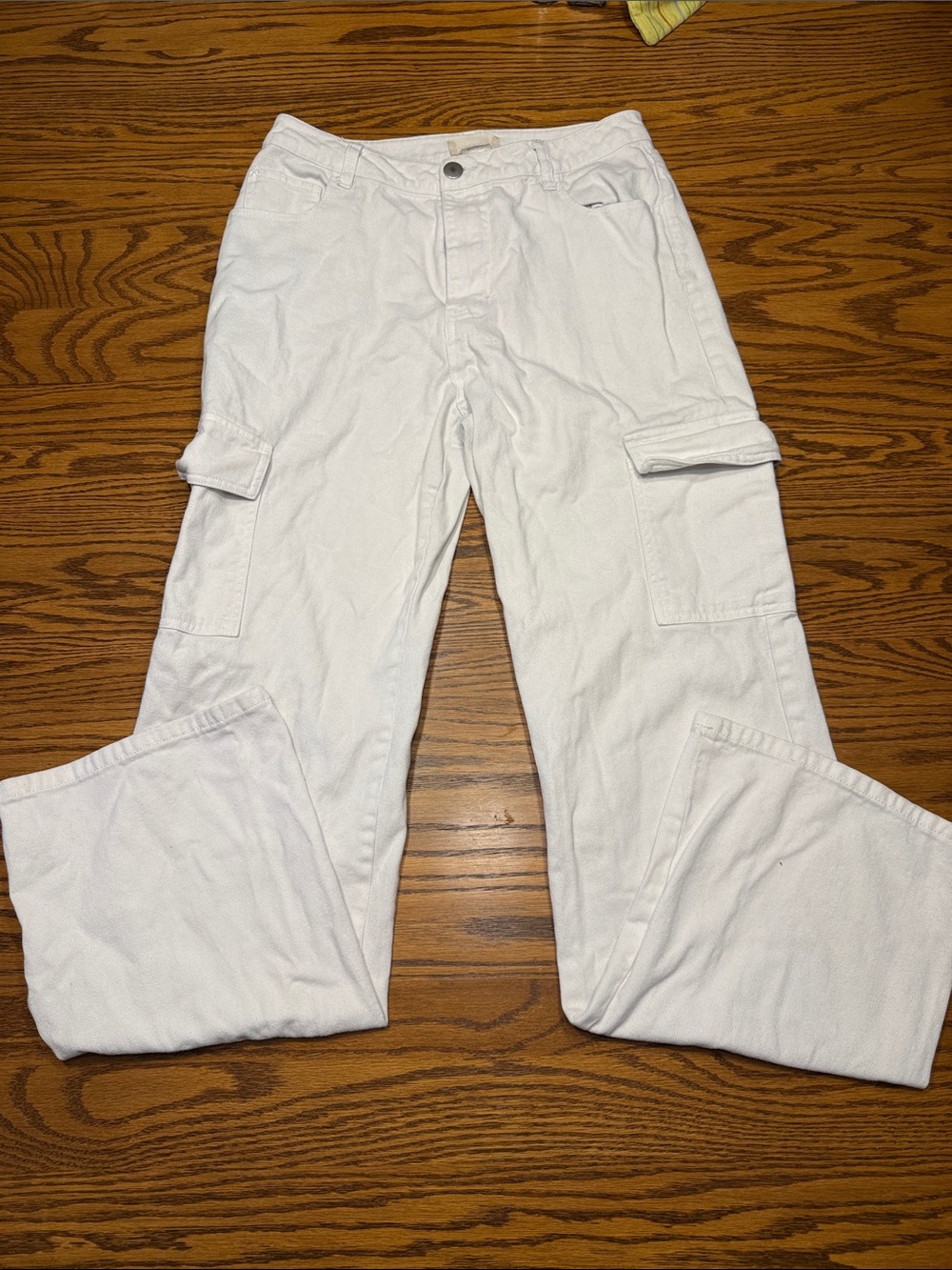 Altar'd State White Straight-Leg Cargo Pants